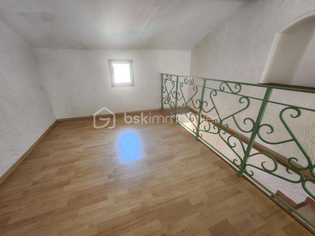 Maison à LE LUC