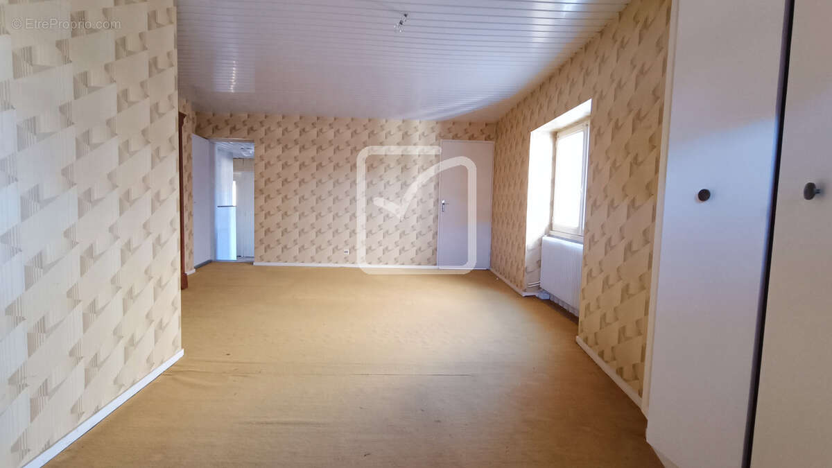 A visiter car surprenante maison ! - photo 7