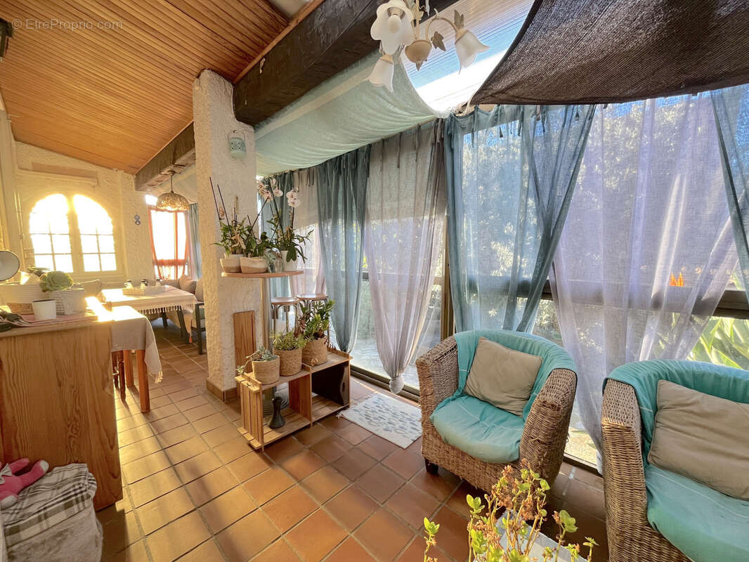 Maison à SIX-FOURS-LES-PLAGES