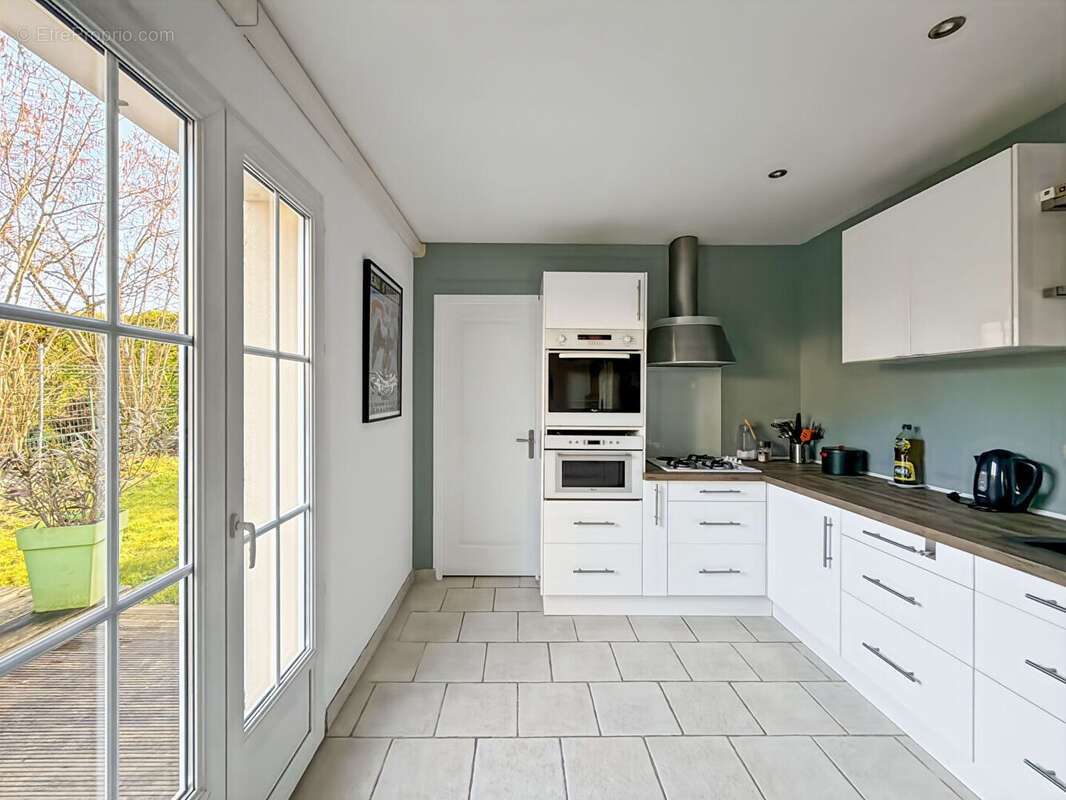 Maison à SAINT-CYR-EN-ARTHIES