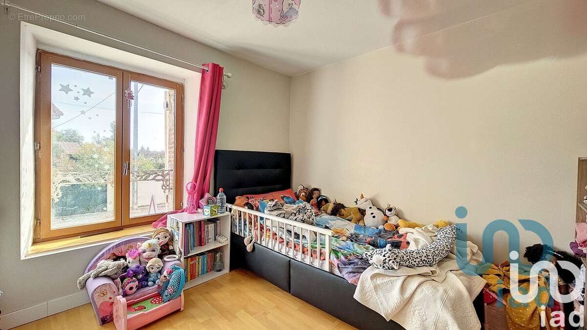 Photo 8 - Maison à SAINT-JUST-SAUVAGE