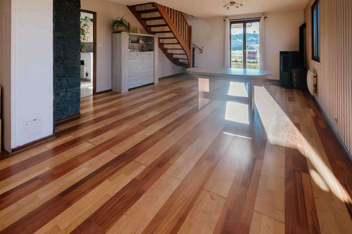 Maison à SEPTFONTAINES