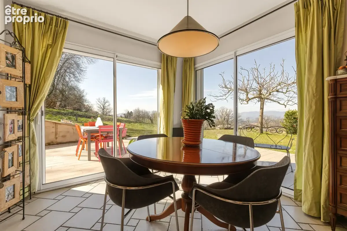Annecy   Balmont - Élégante villa de 150 m2 avec vue dégagée, terrain de 1 025 m2 et sous-sol complet - photo 4