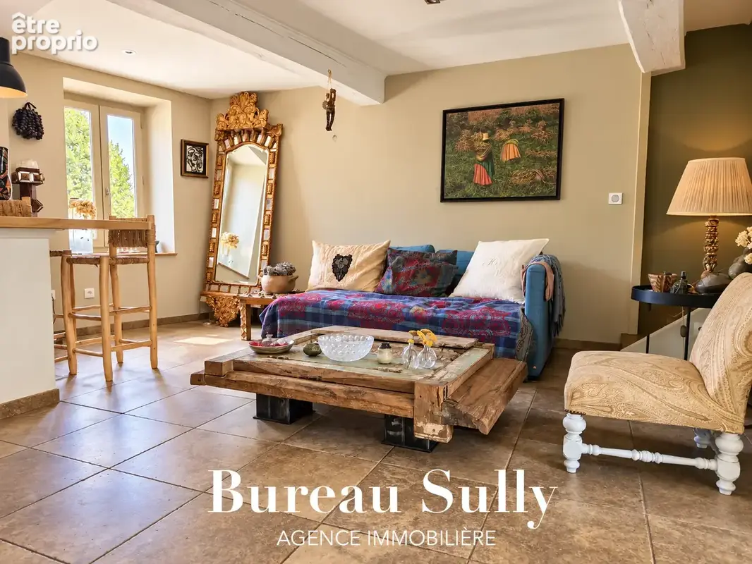 POLEYMIEUX-AU-MONT D'OR / Superbe Maison de Village avec patio extérieur, jacuzzi, garage. - photo 6