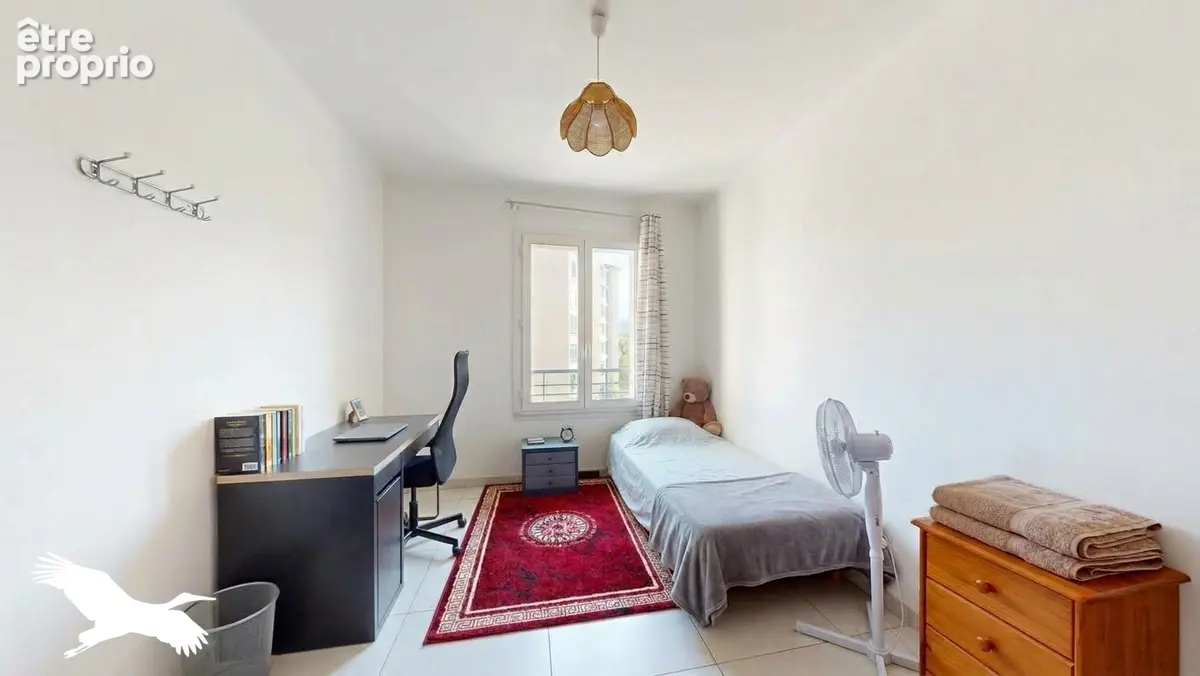 Jamy - À Vendre - T4 de 70m2 avec balcon - résidence Square Michelet - secteur Vélodrome 13009 à coté du tramway et métro + BOX  - photo 6