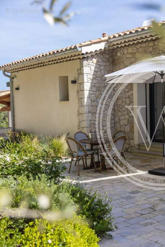 Maison en pierre élégante avec vue Mer et les montagnes - photo 20