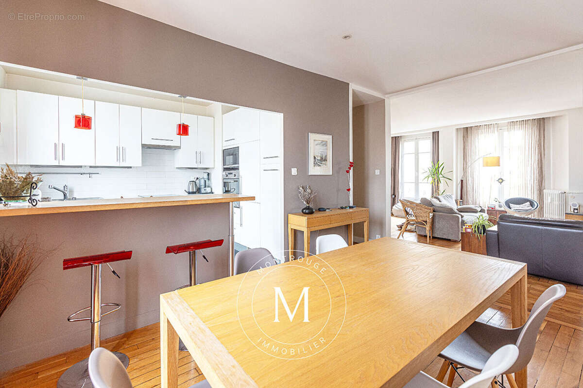 Appartement à MONTROUGE