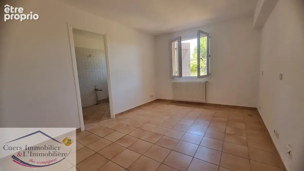 La crau, propriete  avec 2 logements developpant 337m2 habitables, avec piscine - photo 33