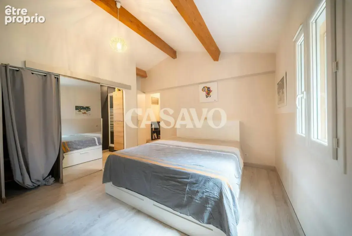 Vente Maison 5 pièces de 125m² - 13790 Châteauneuf-le-Rouge - photo 9