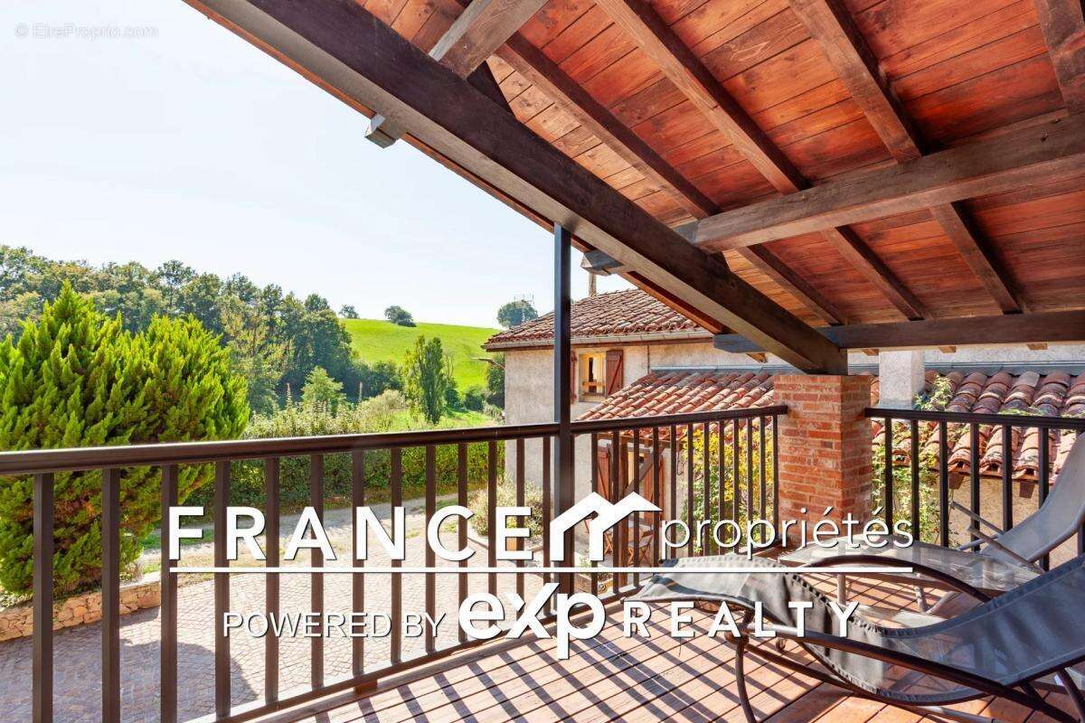 Maison à SALIES-DU-SALAT