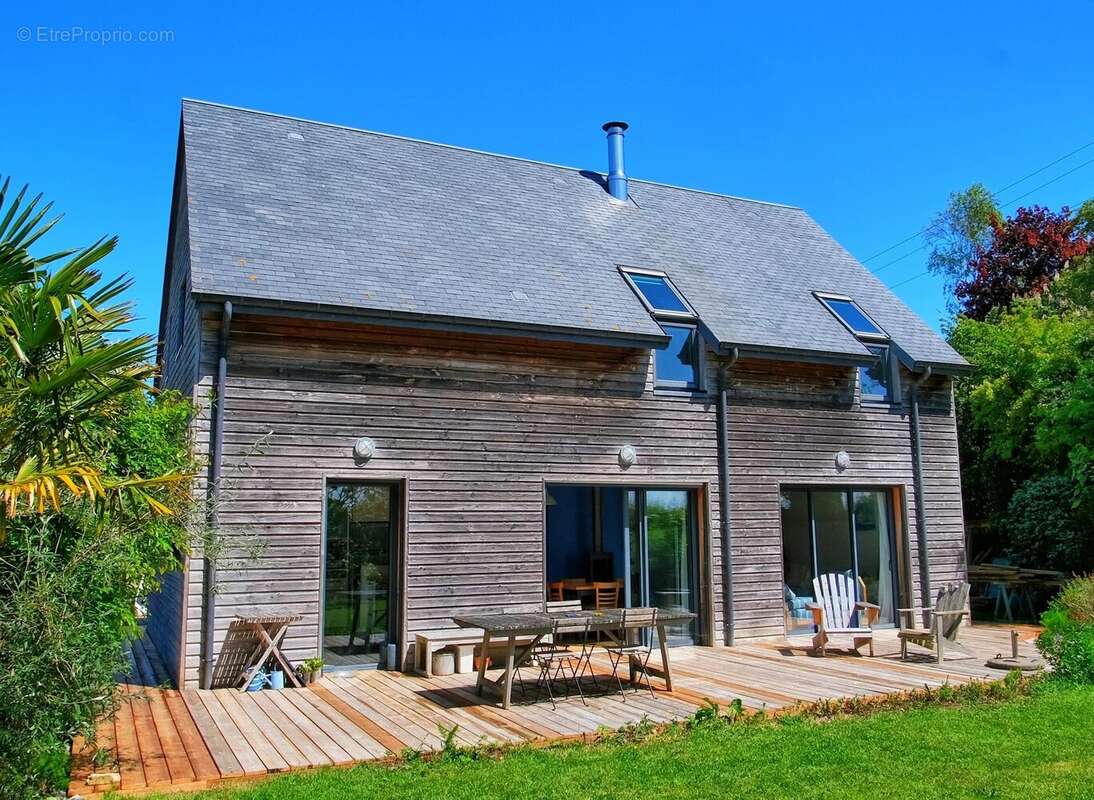 Maison à BERNIERES-SUR-MER