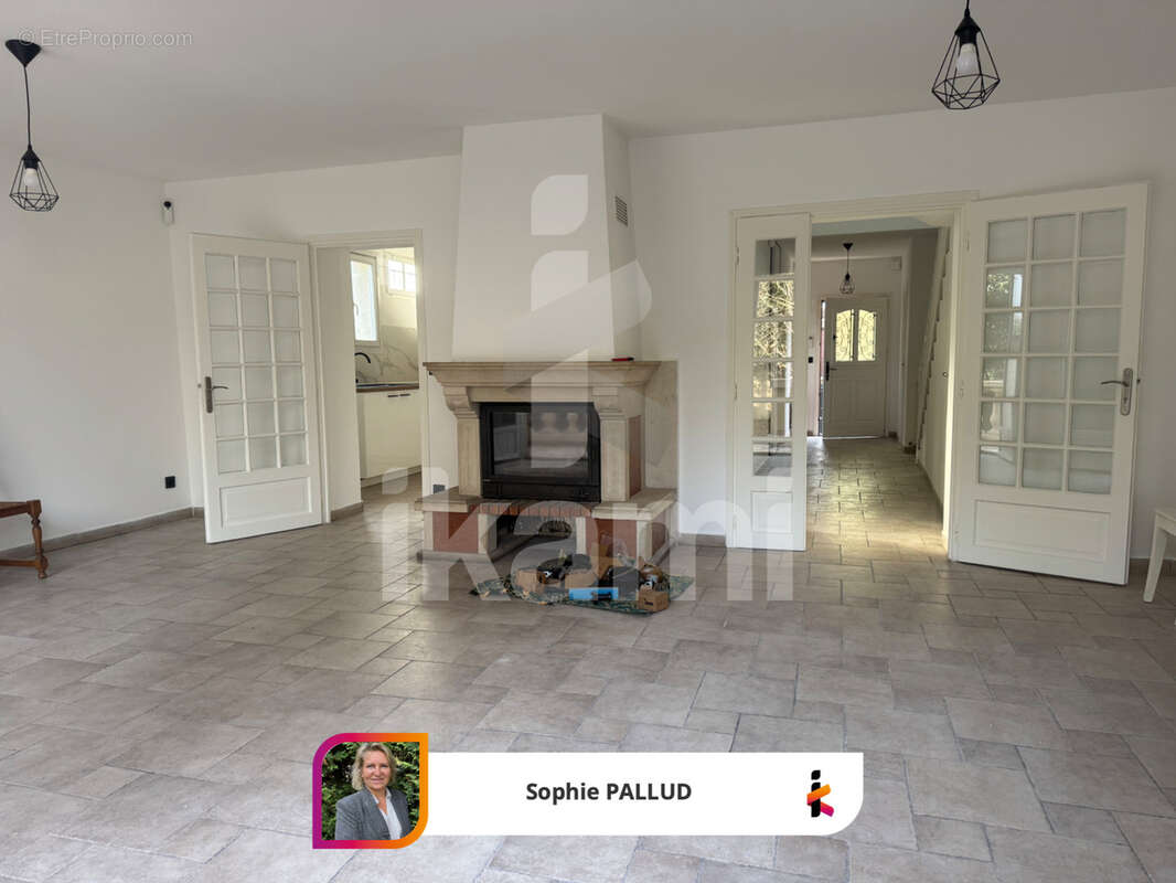 Maison à AULNAY-SOUS-BOIS