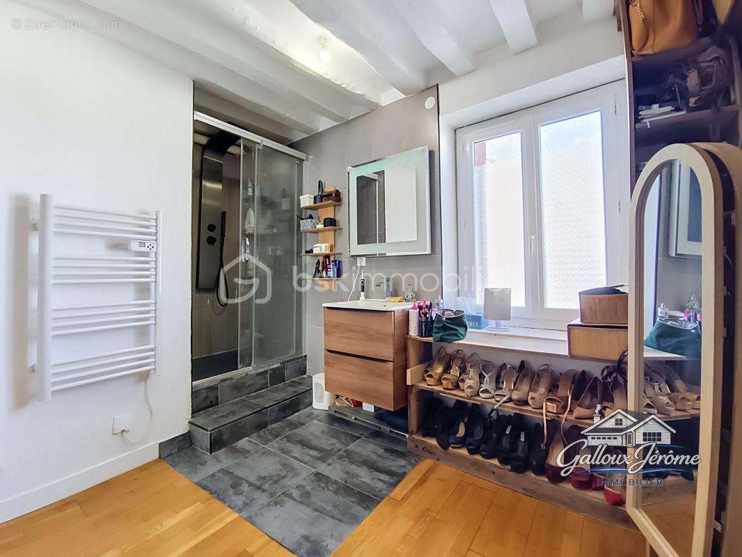 Maison sur la commune de Moussy le Vieux - photo 13