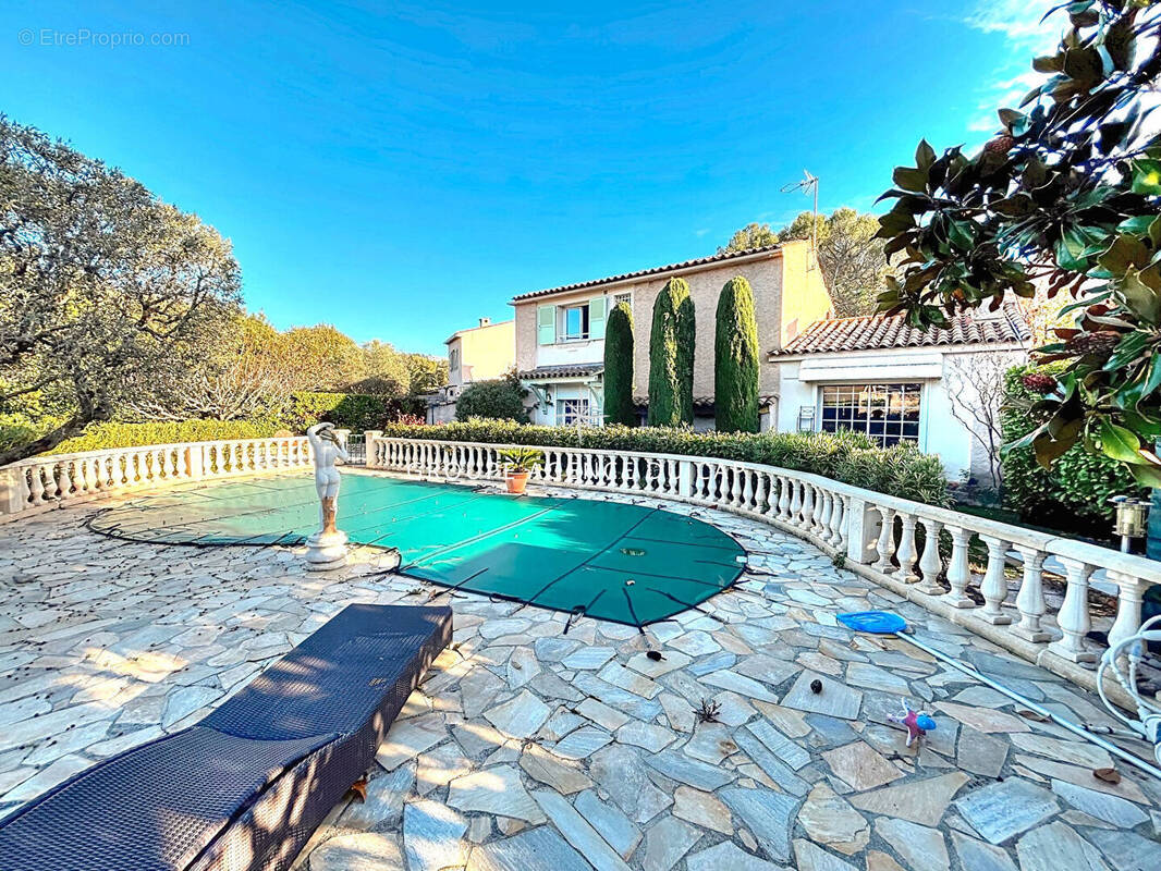 Maison à SAINT-RAPHAEL