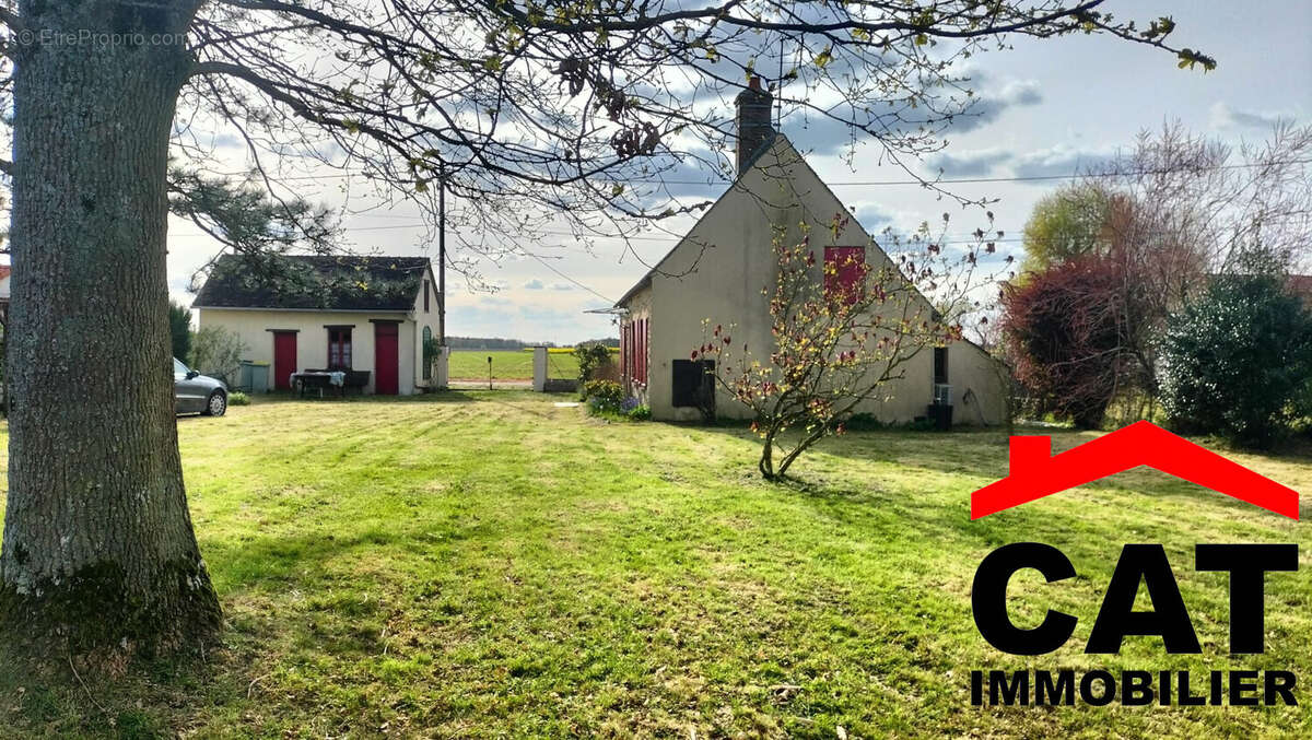 Maison à MONTACHER-VILLEGARDIN