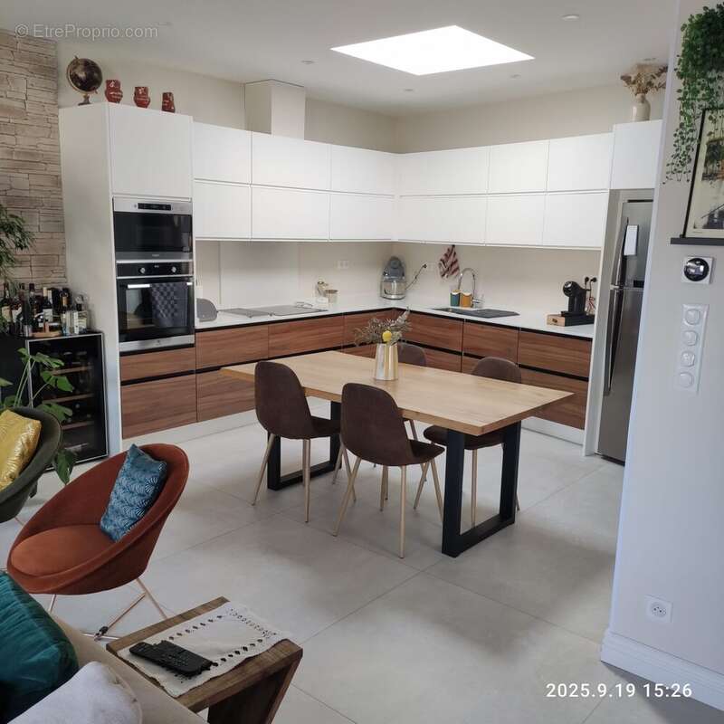 Maison à PAREMPUYRE