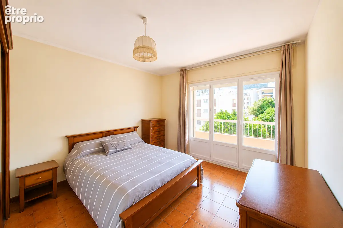 BASTIA - 81m² - Terrasses vue mer- place de parking. - photo 3