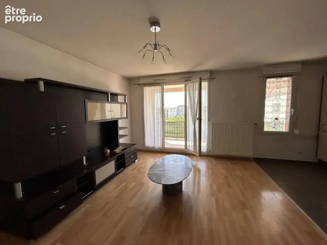 F3 de 60 m2 + une cave + 2 places de parking à PFASTATT (68120) - photo 3