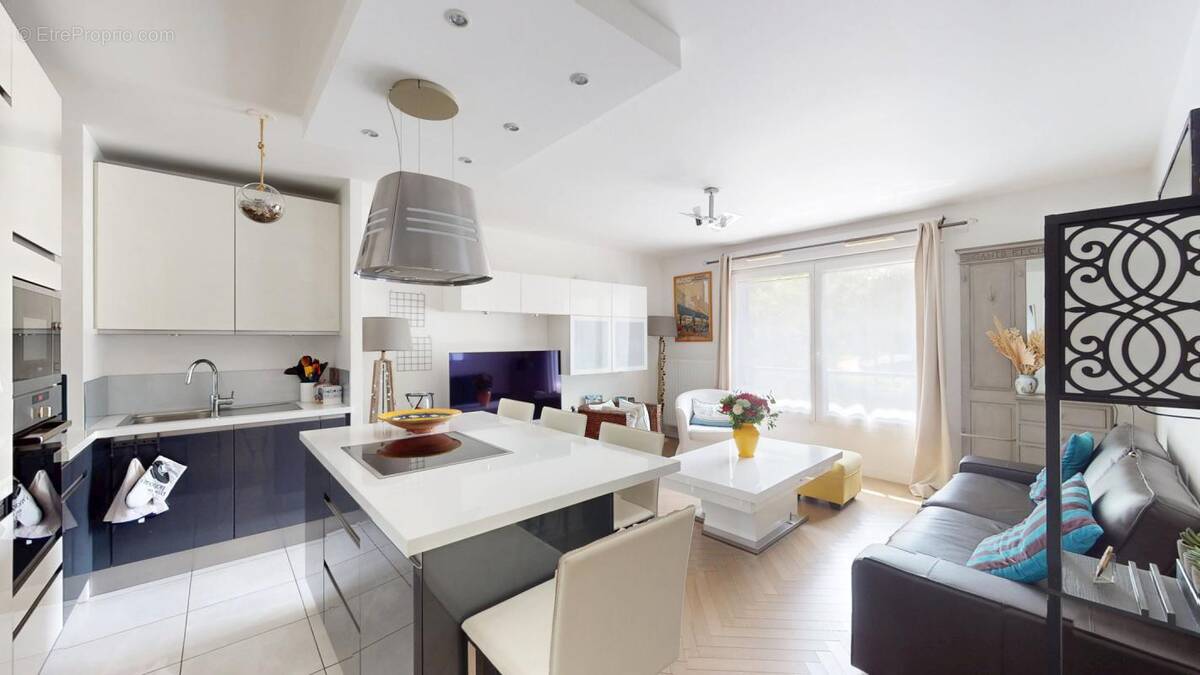 Appartement à BOIS-COLOMBES
