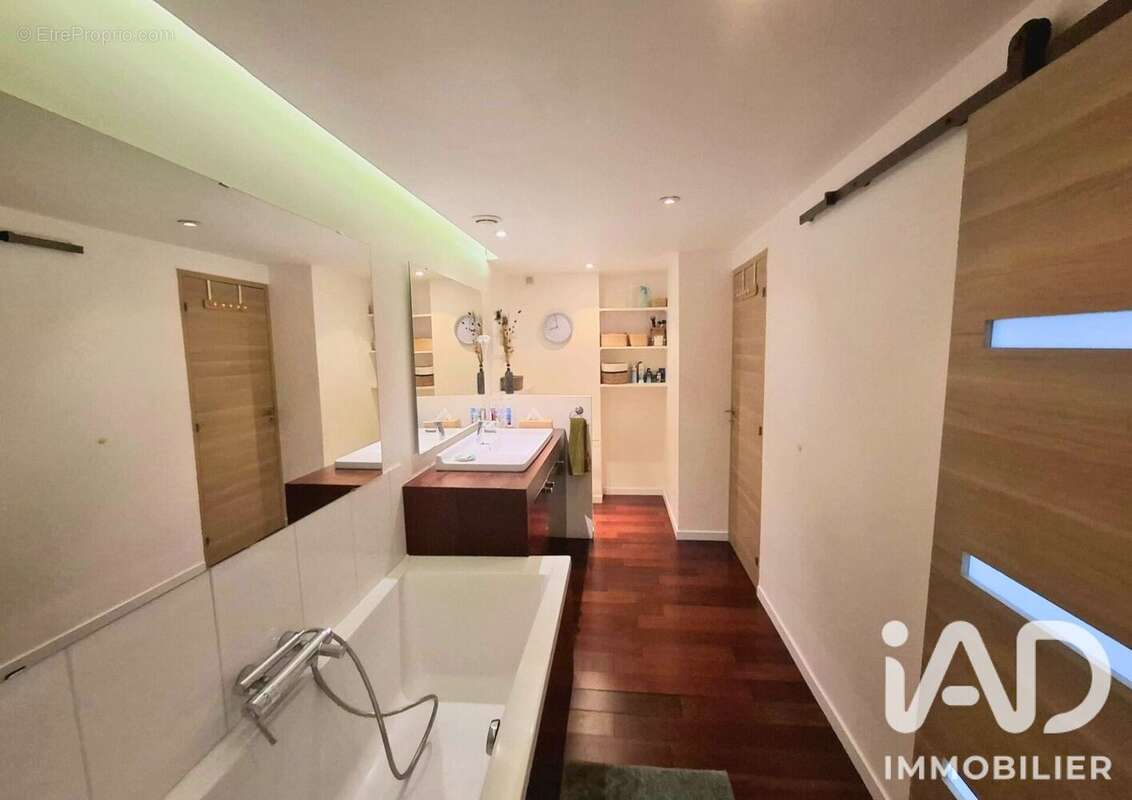 Commerce 122 m² à Ivry-Sur-Seine  - photo 9