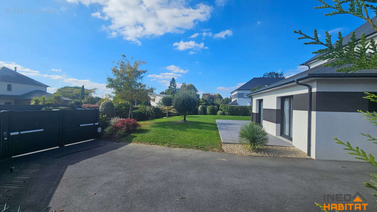 Maison à LA MEZIERE