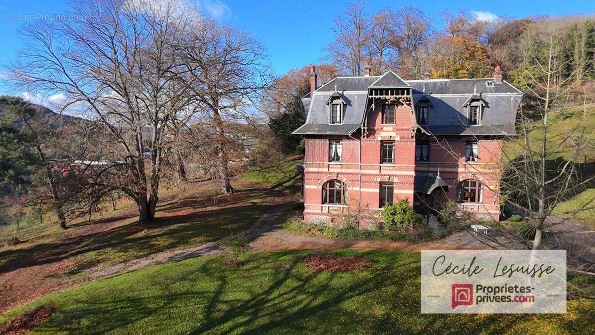 Maison à LILLEBONNE