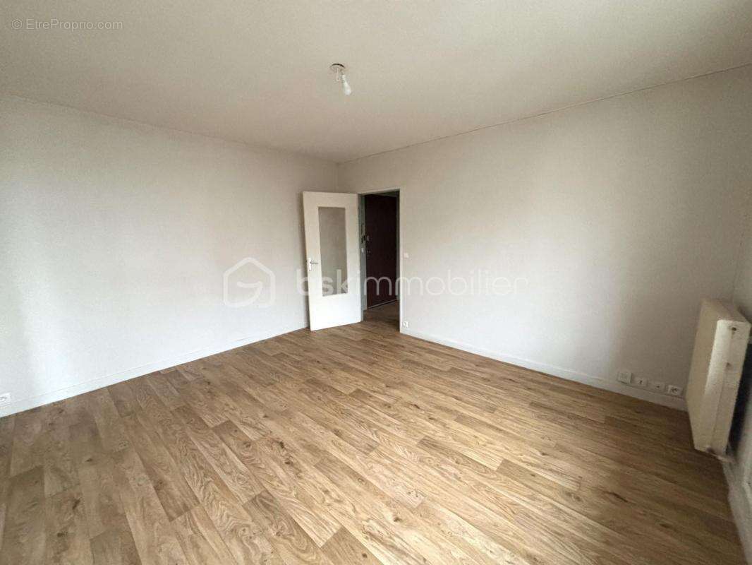 Appartement à SAINT-CYR-SUR-LOIRE