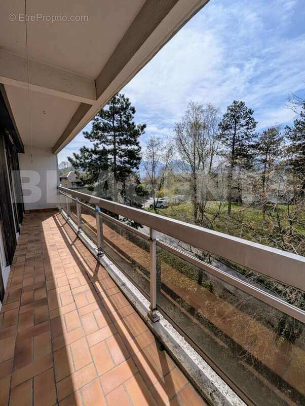 PXL_20250403_114742133~2 - Appartement à CHAMBERY