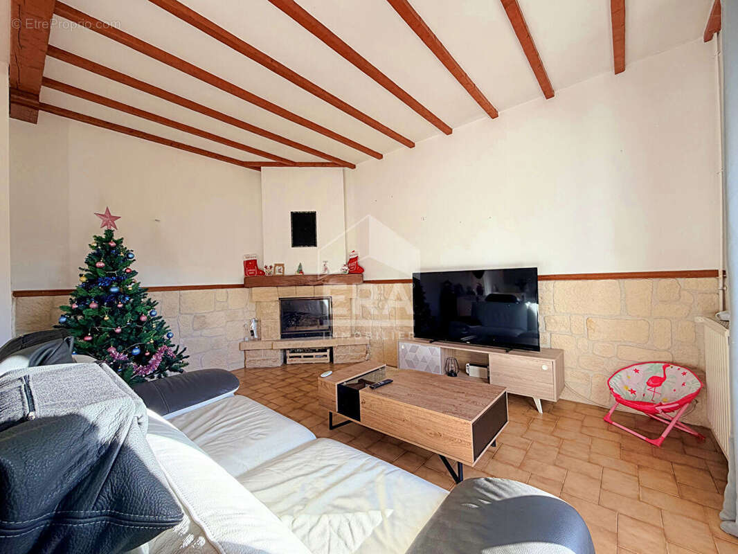 Maison à LA COURONNE