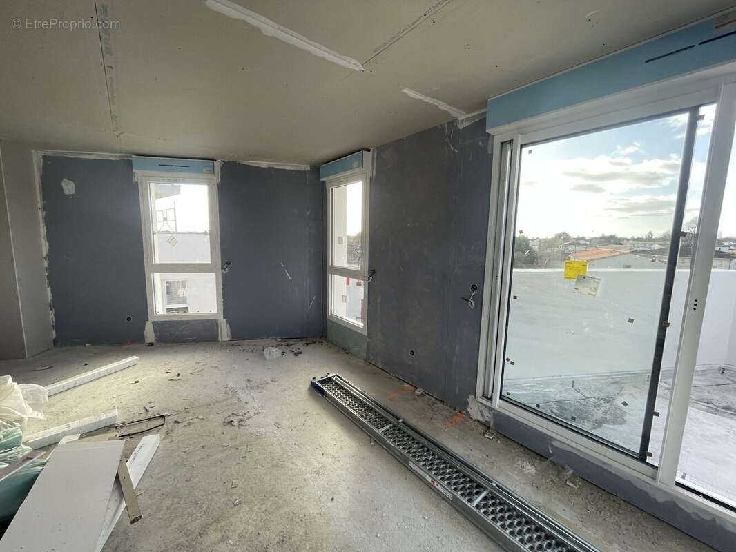 Appartement à SAINT-MEDARD-EN-JALLES