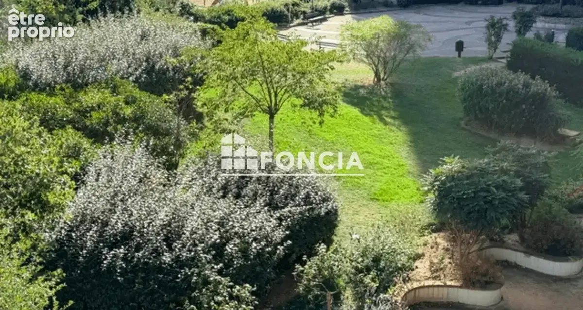 Place d'italie - studio avec grand balcon - vue degagee sur jardin - photo 4