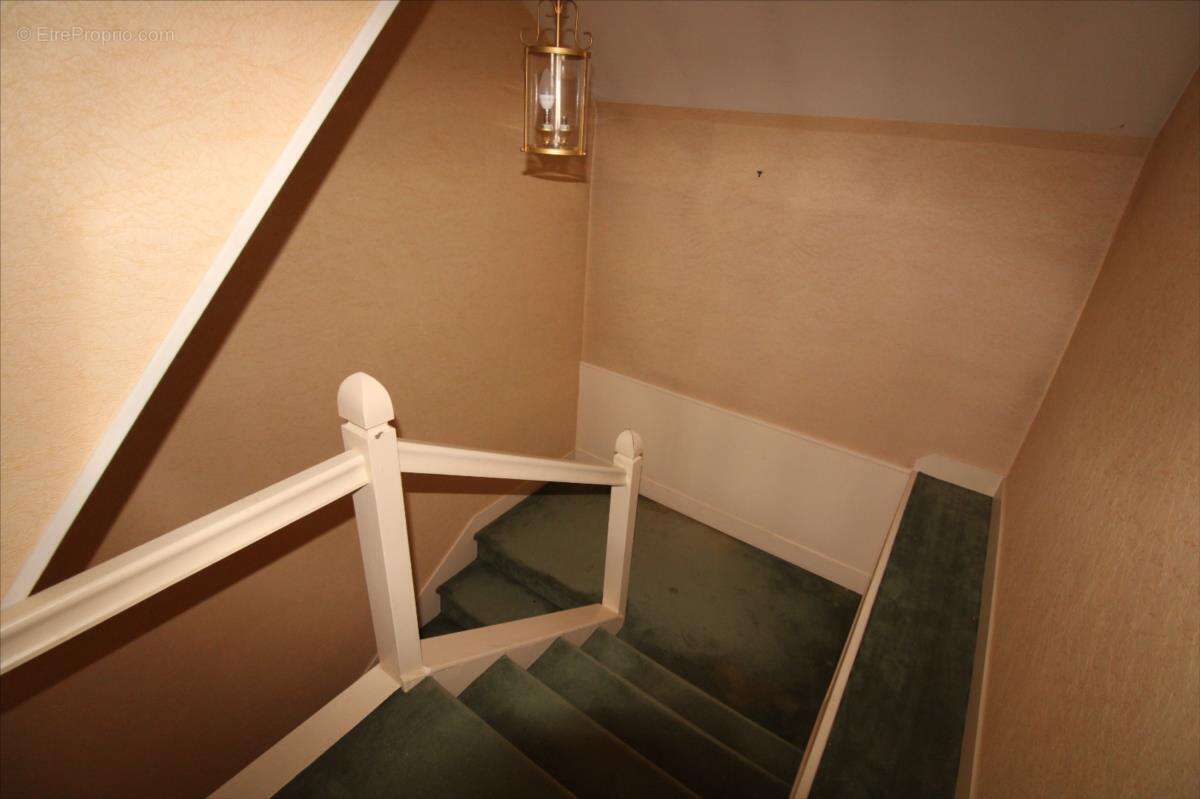 Maison à CRIQUEBEUF-SUR-SEINE