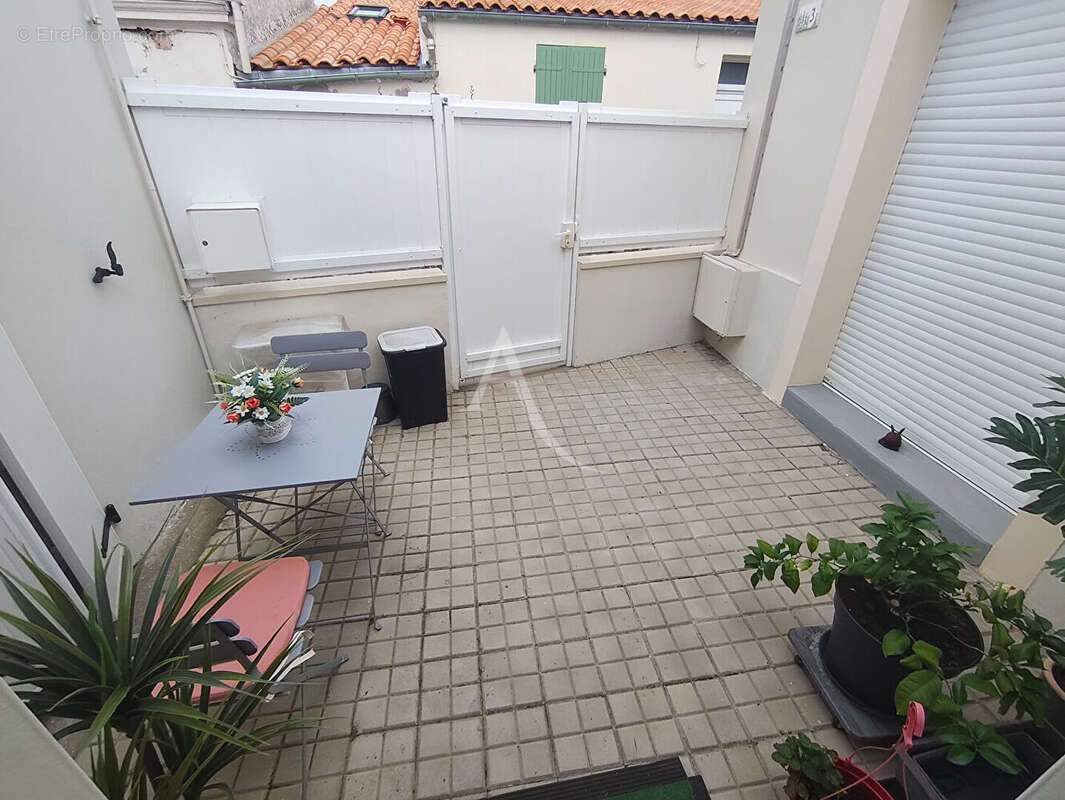 Maison Rochefort, 2 chambres, quartier Gambetta - photo 11