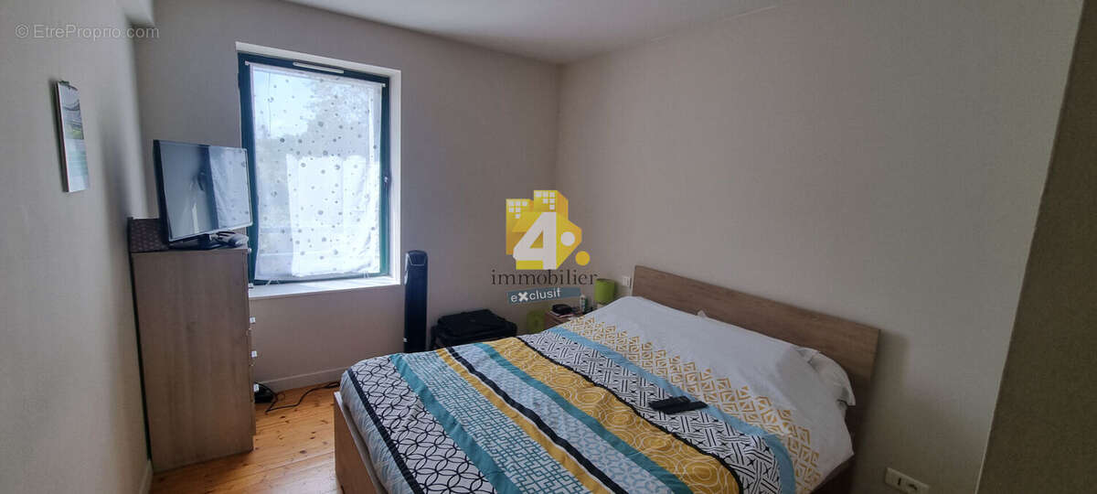 Maison à LA CHAPELLE-DES-MARAIS