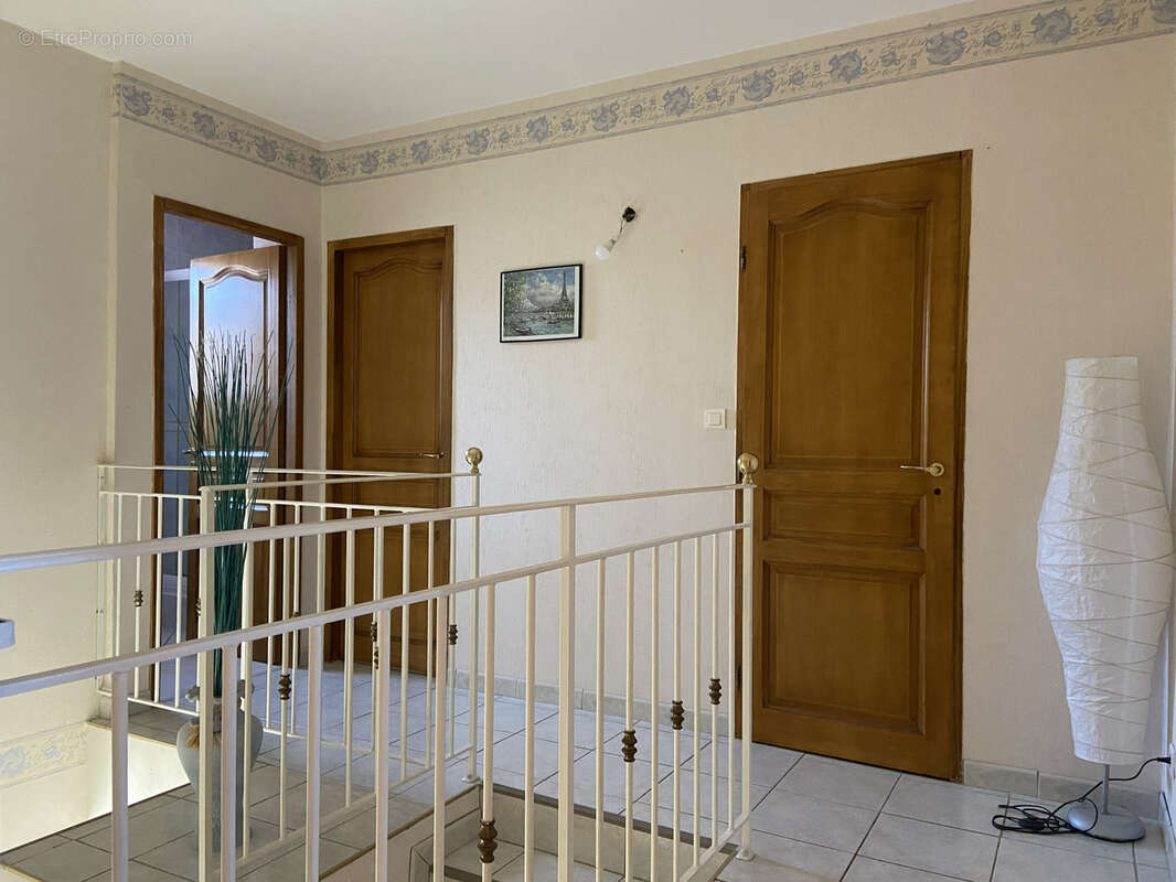 Maison à YENNE