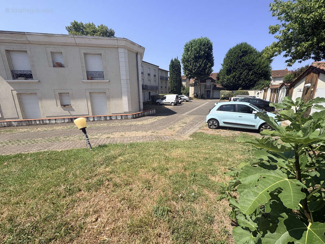Appartement T4 en rez-de-jardin   97,46 m2   Résidence sécurisée - photo 6