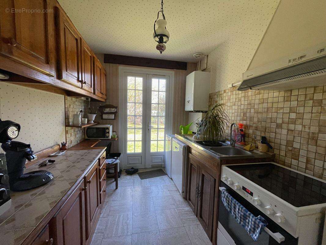 Maison à NOGENT-SUR-VERNISSON