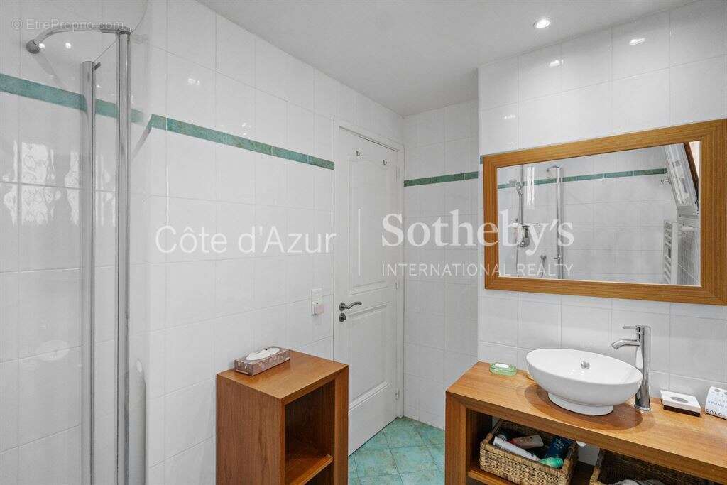 Maison à THEOULE-SUR-MER