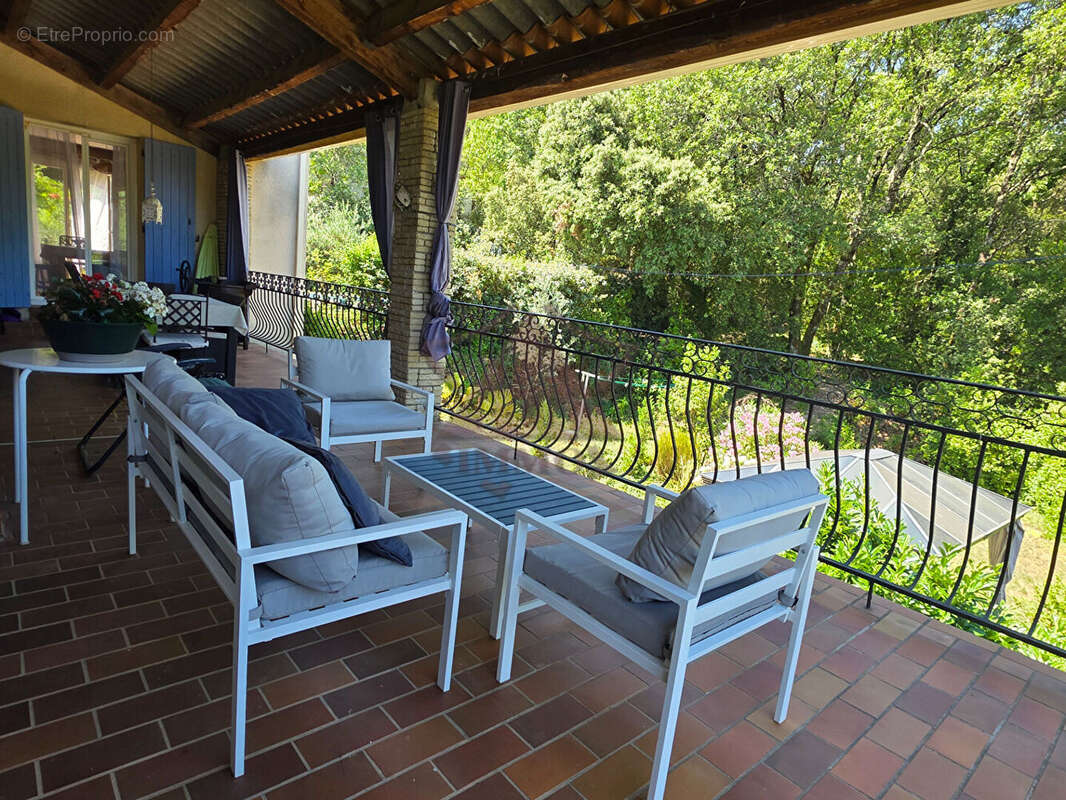 Grande maison familiale avec 6 chambres - photo 3