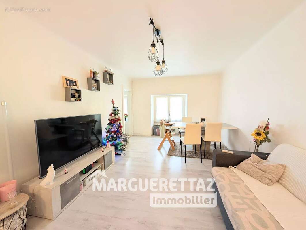 Maison à SAINT-JEOIRE