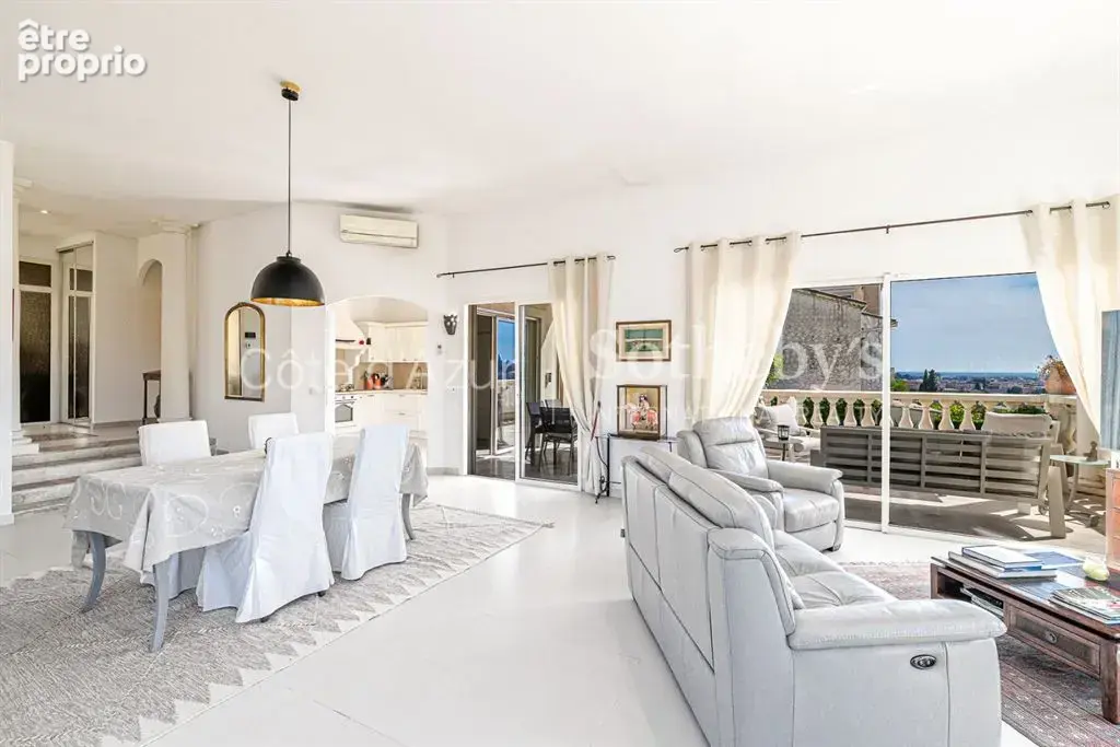 Villa néo-provençale avec piscine et vue mer à Cagnes-sur-Mer - photo 6
