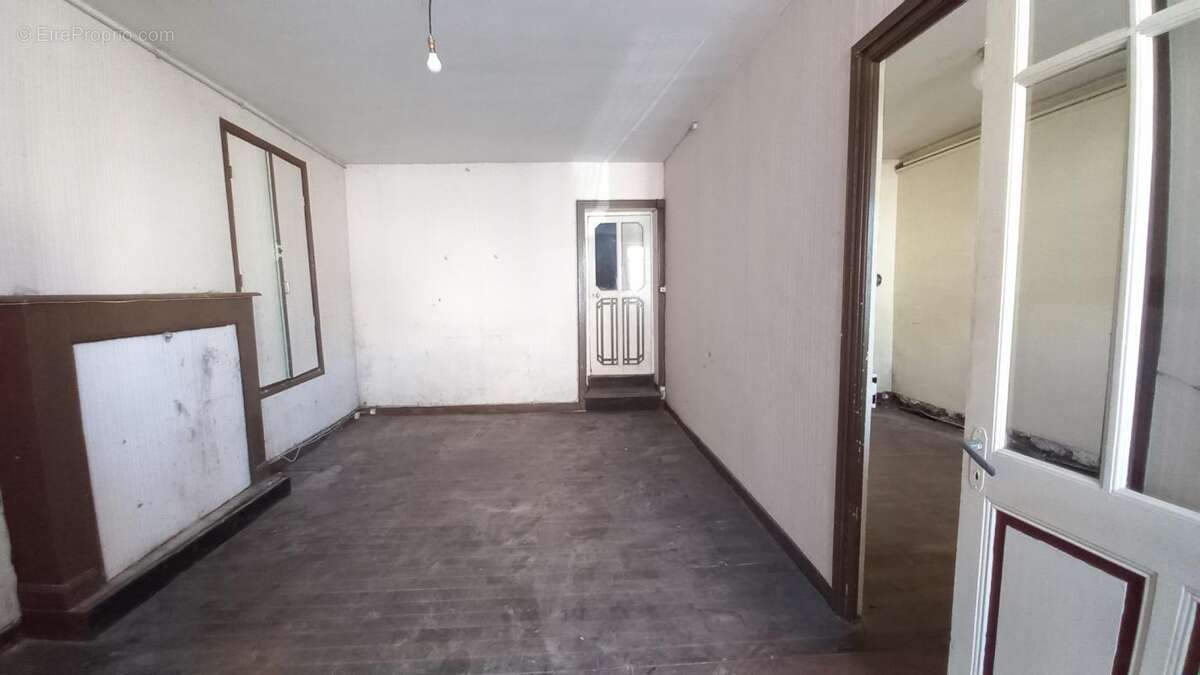 Maison à SAINT-CARADEC