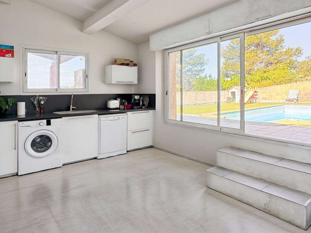 Appartement à LES PENNES-MIRABEAU