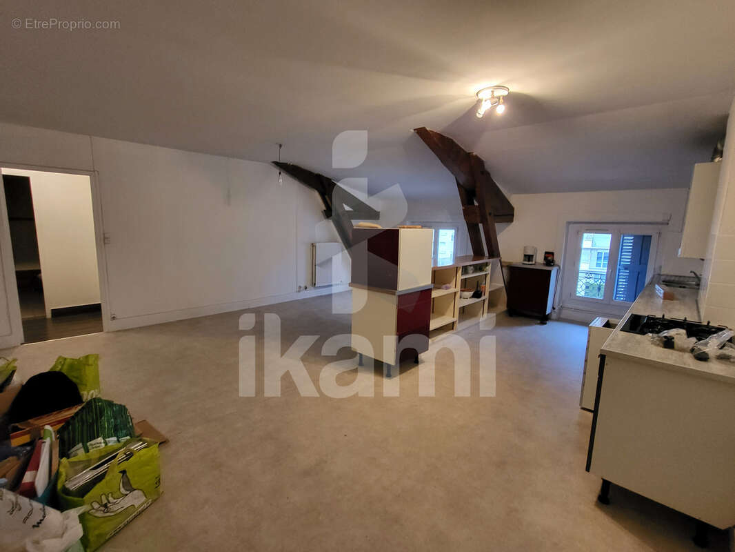 Appartement à SAINT-ETIENNE