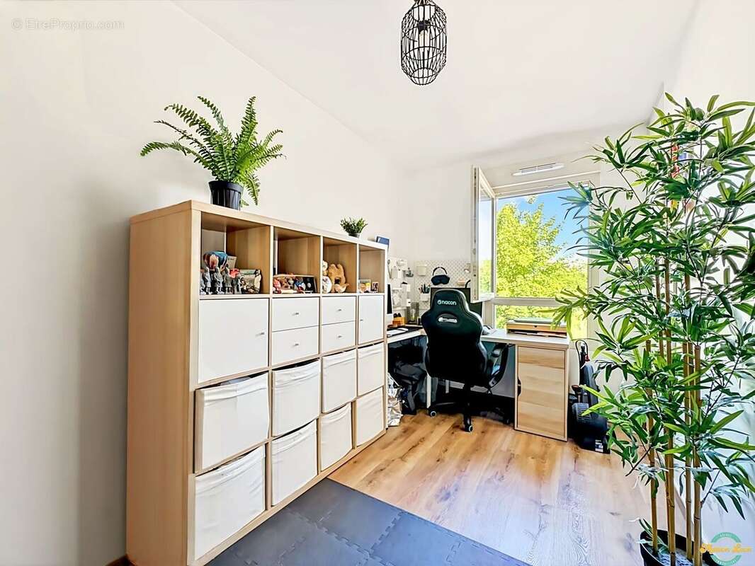 Appartement à ROCHE