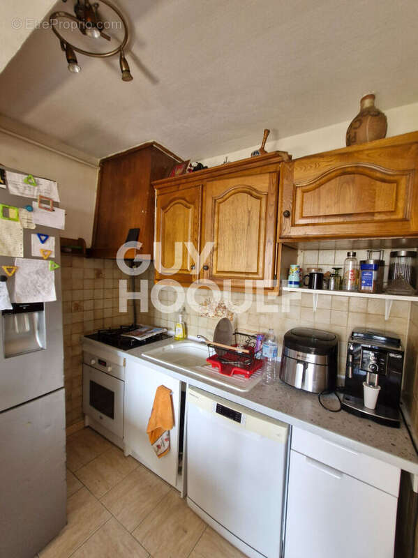 Appartement Marseille 3 pièce(s) 47 m2 avec place de parking et cave - photo 3