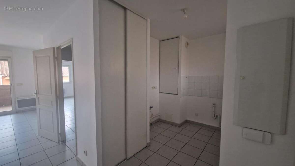 Appartement à MEZE
