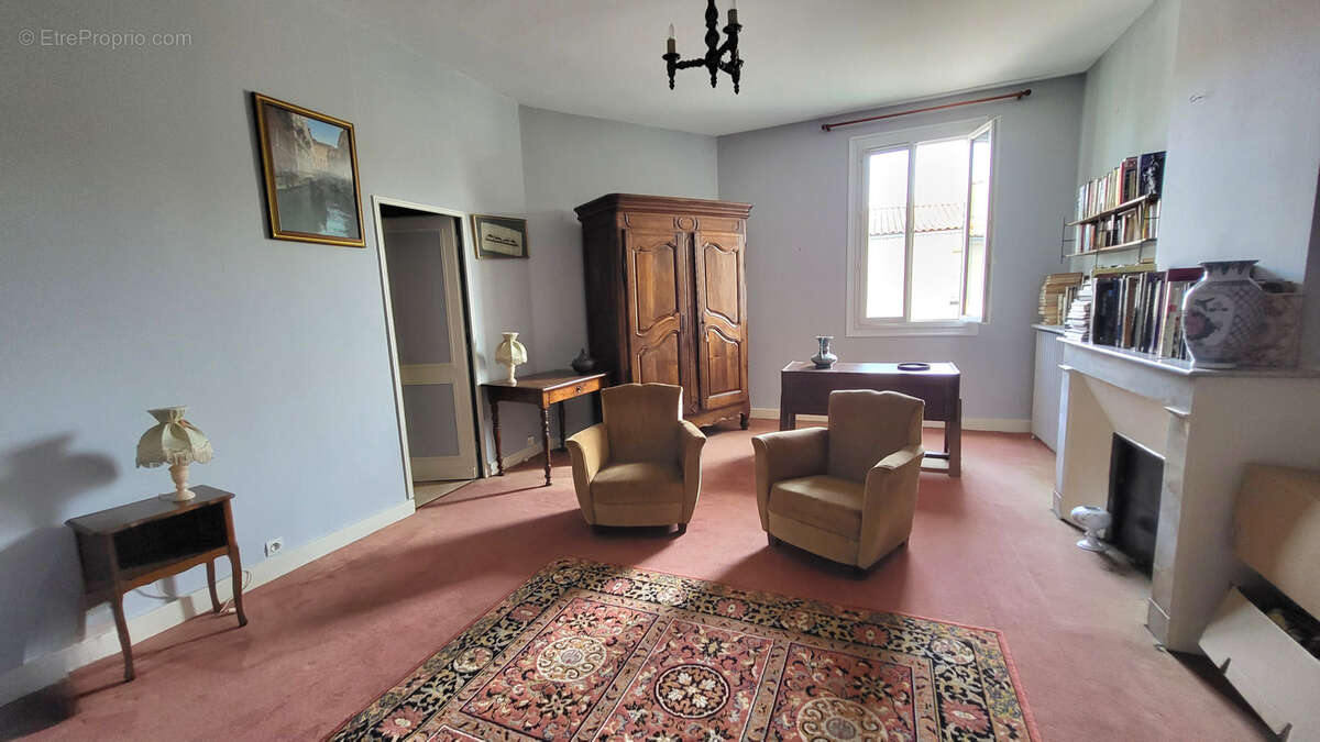 Maison à SAINT-ANDRE-DE-CUBZAC