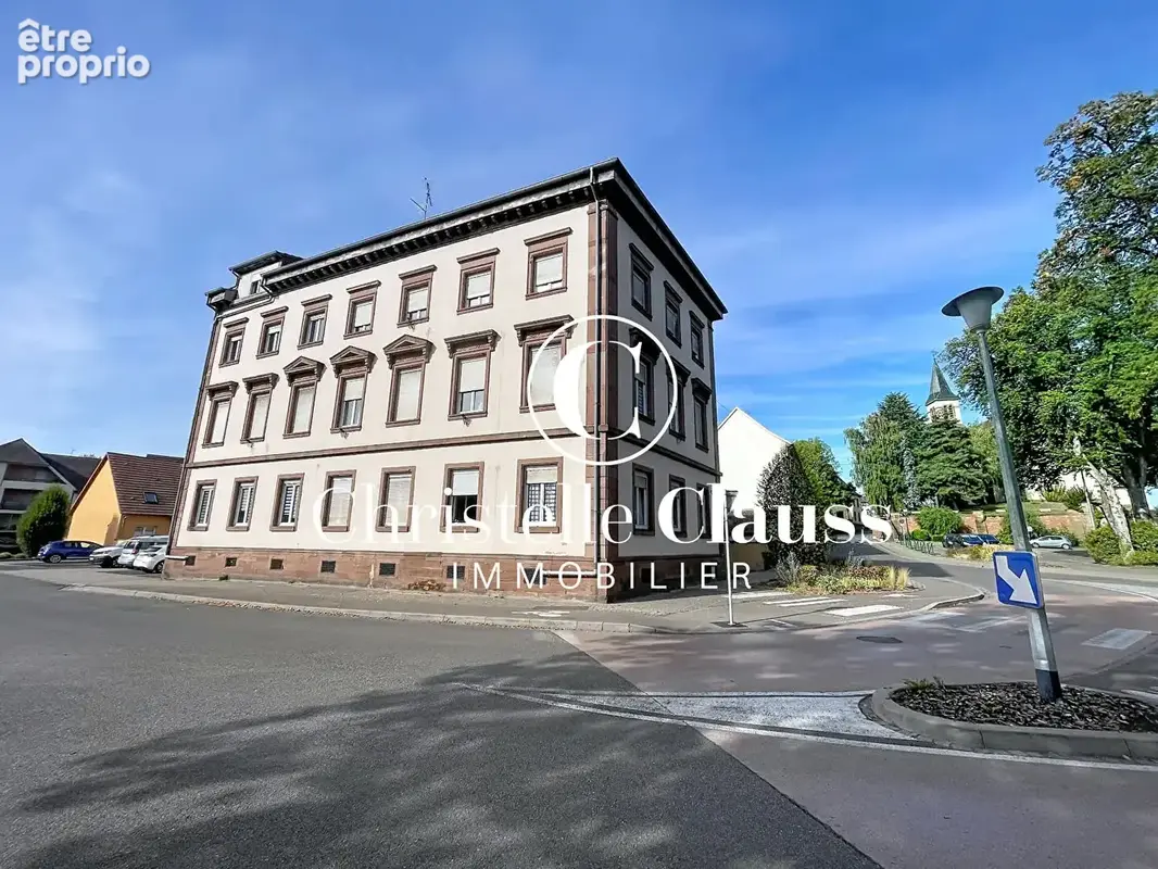 Bischwiller Immeuble de rapport 9 lots ? 634 m² ? Garages et cour - photo 2