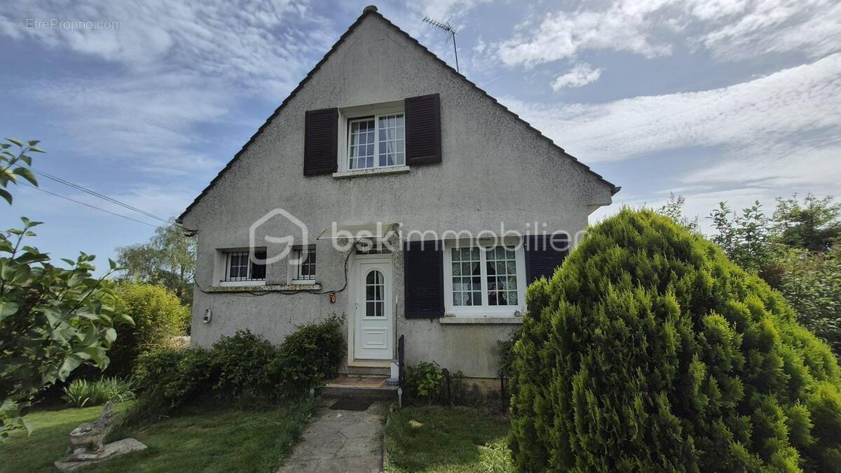 Maison à ESSISES
